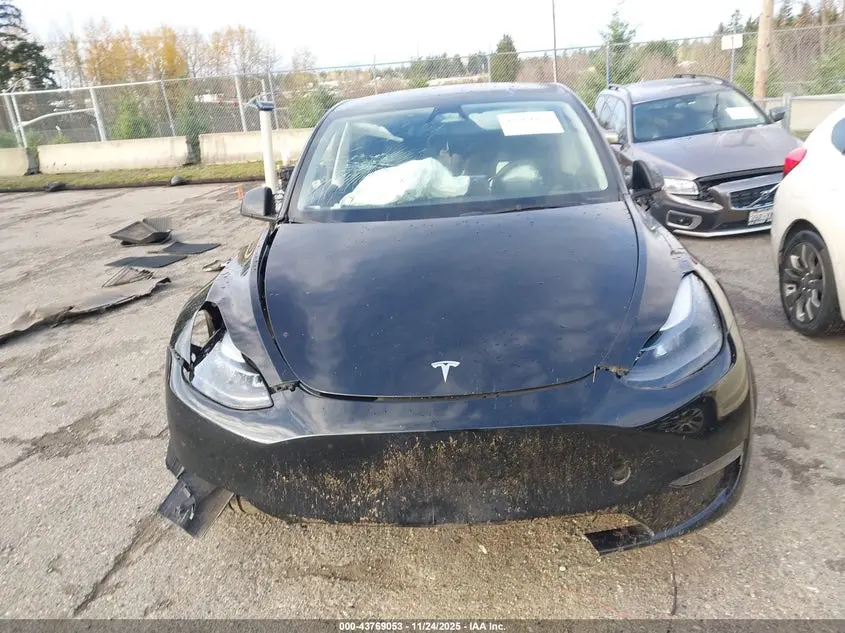 2024 TESLA MODEL Y PERFORMANCE DUAL MOTOR ALL-WHEEL DRIVE