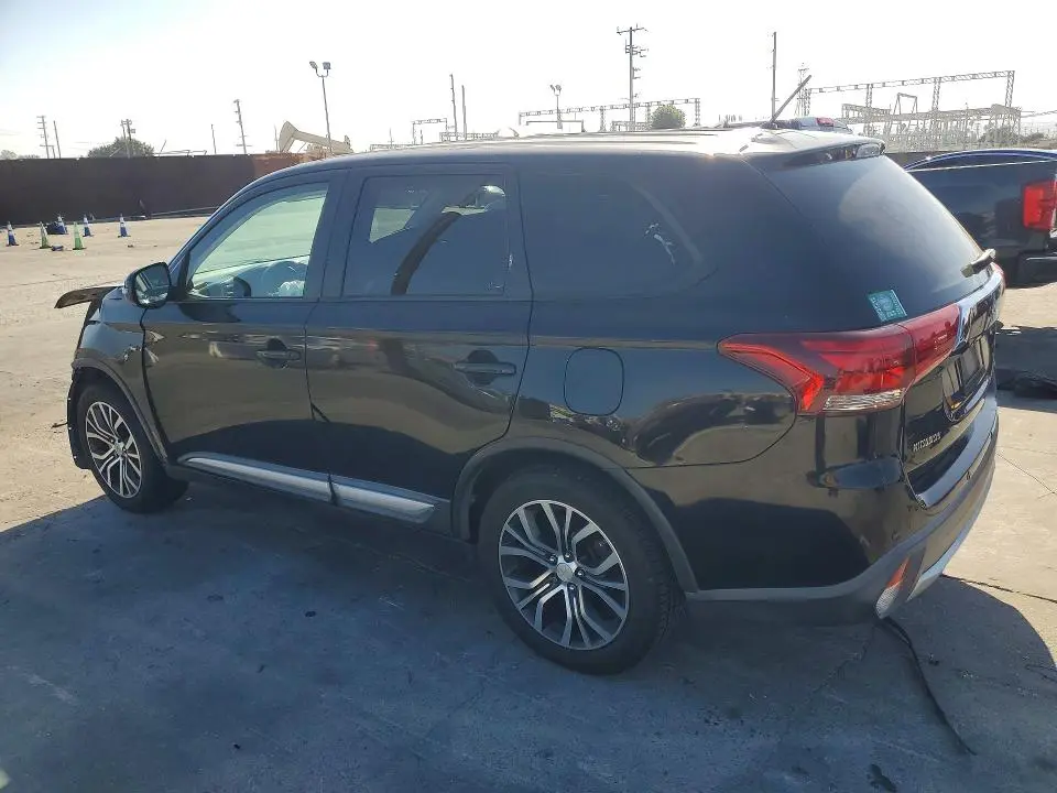 2016 MITSUBISHI OUTLANDER SE  