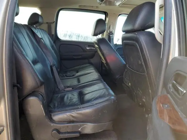 2010 GMC YUKON XL K2500 SLT  