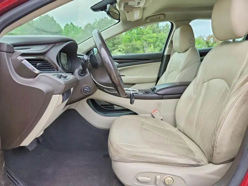 2017 BUICK LACROSSE ESSENCE  