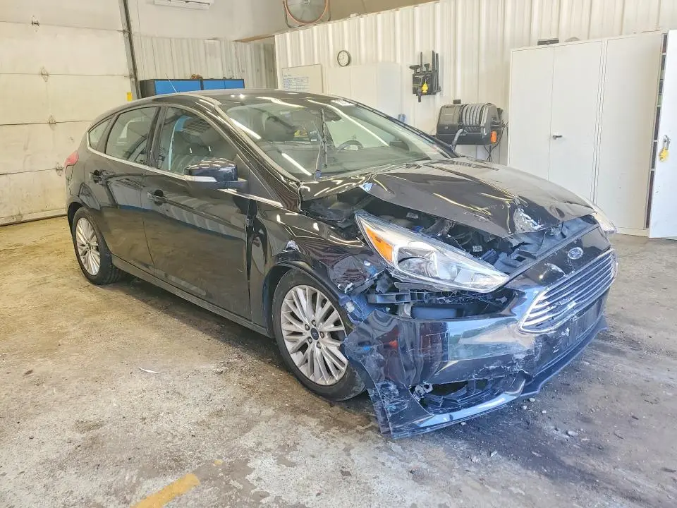 2018 FORD FOCUS TITANIUM  