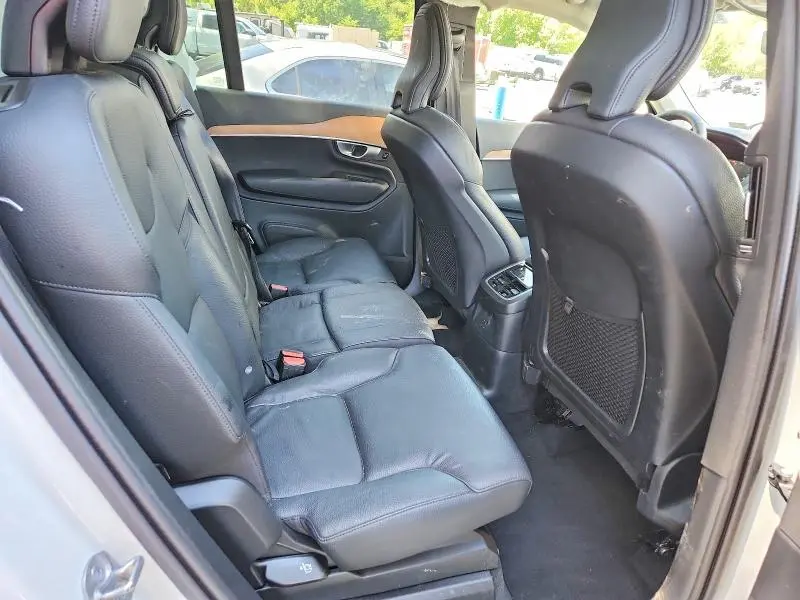 2024 VOLVO XC90 PLUS  