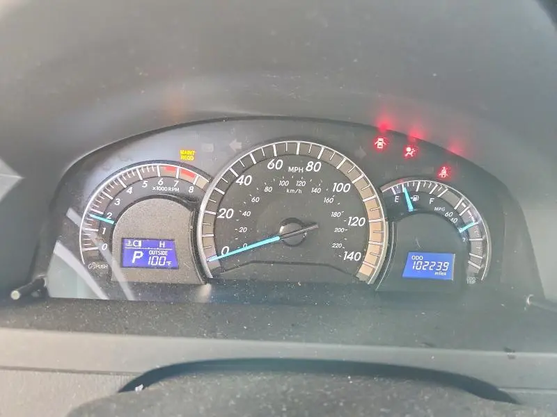 2012 TOYOTA CAMRY SE  