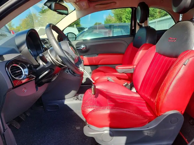 2013 FIAT 500 LOUNGE  
