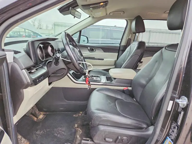 2022 KIA CARNIVAL LX  