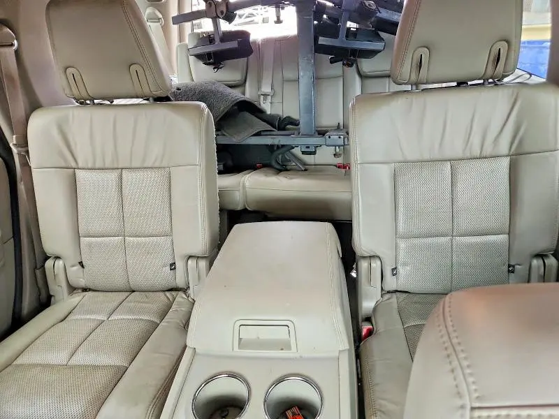 2014 LINCOLN NAVIGATOR   