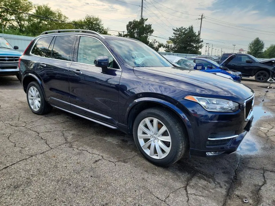 2016 VOLVO XC90 T6  