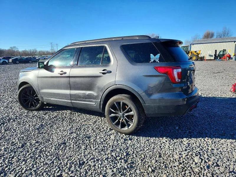 2017 FORD EXPLORER XLT  
