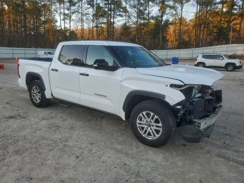2022 TOYOTA TUNDRA CREWMAX SR  