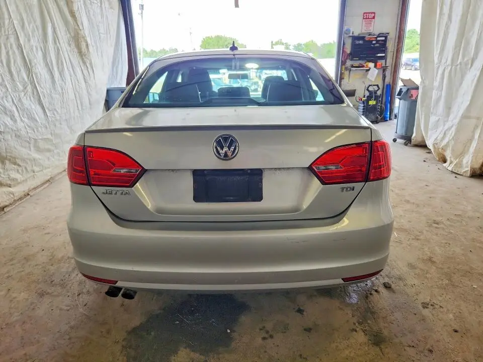 2012 VOLKSWAGEN JETTA TDI  