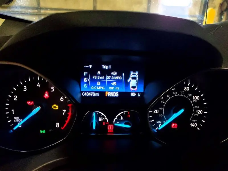 2019 FORD ESCAPE SE  