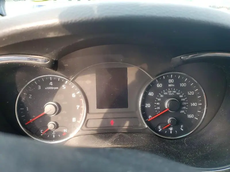 2017 KIA FORTE LX  