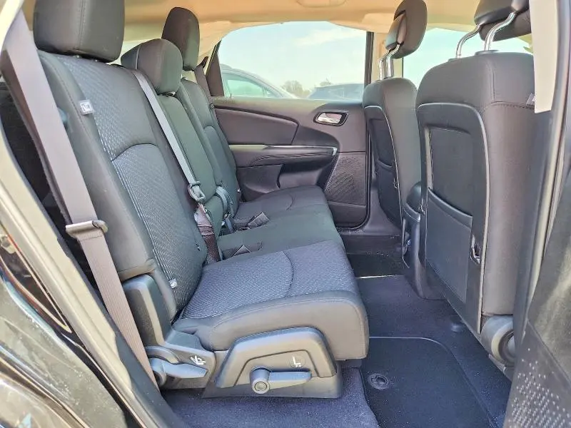 2019 DODGE JOURNEY SE  