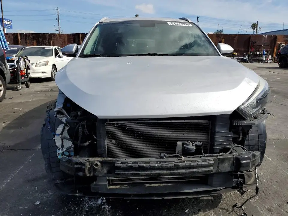 2018 HYUNDAI TUCSON SEL PLUS  