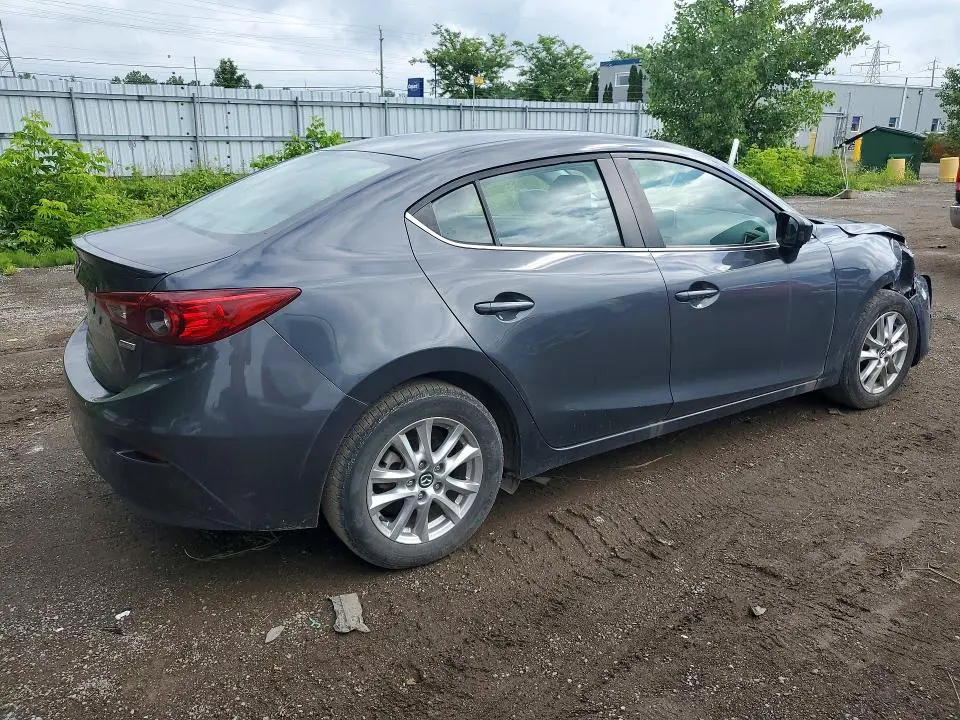 2015 MAZDA 3 TOURING  