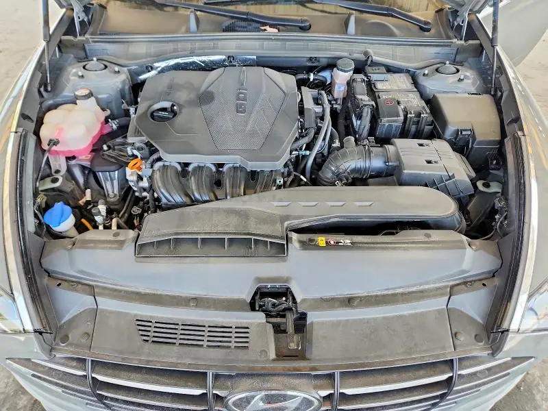 2021 HYUNDAI SONATA SE  