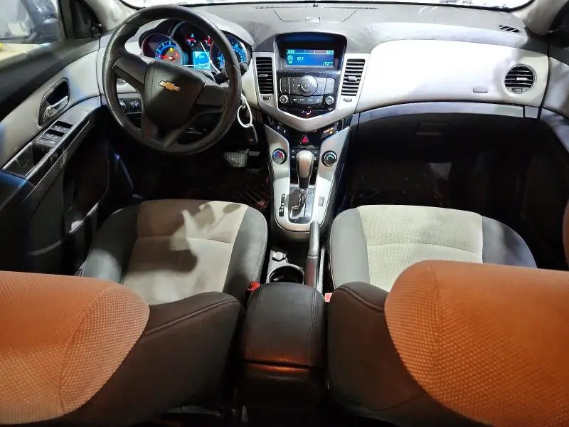 2011 CHEVROLET CRUZE LS  