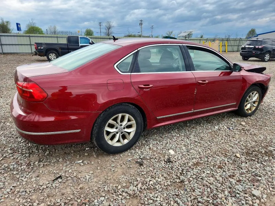 2016 VOLKSWAGEN PASSAT   
