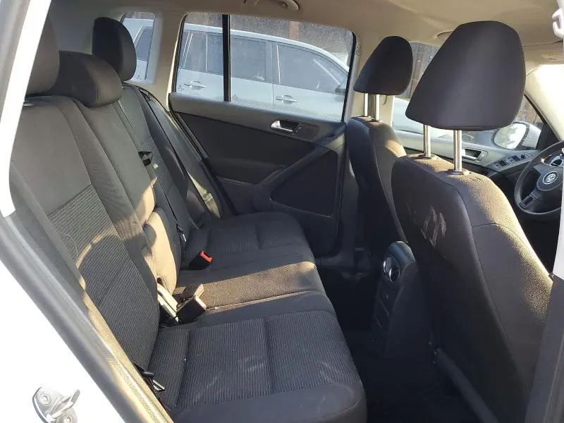 2017 VOLKSWAGEN TIGUAN S  