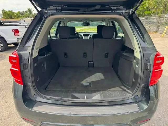 2017 CHEVROLET EQUINOX LS  