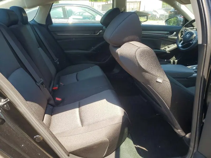 2022 HONDA ACCORD LX  