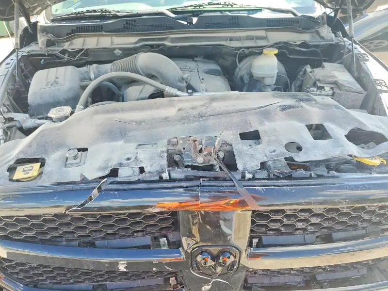 2018 RAM 1500 SLT  