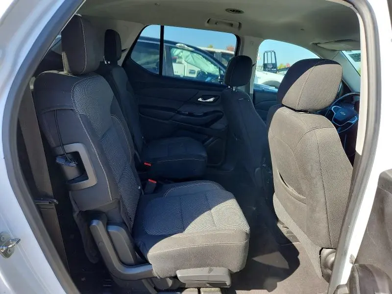 2018 CHEVROLET TRAVERSE LT  