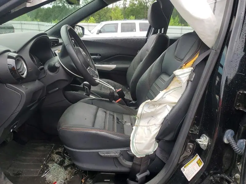 2019 NISSAN KICKS SR  