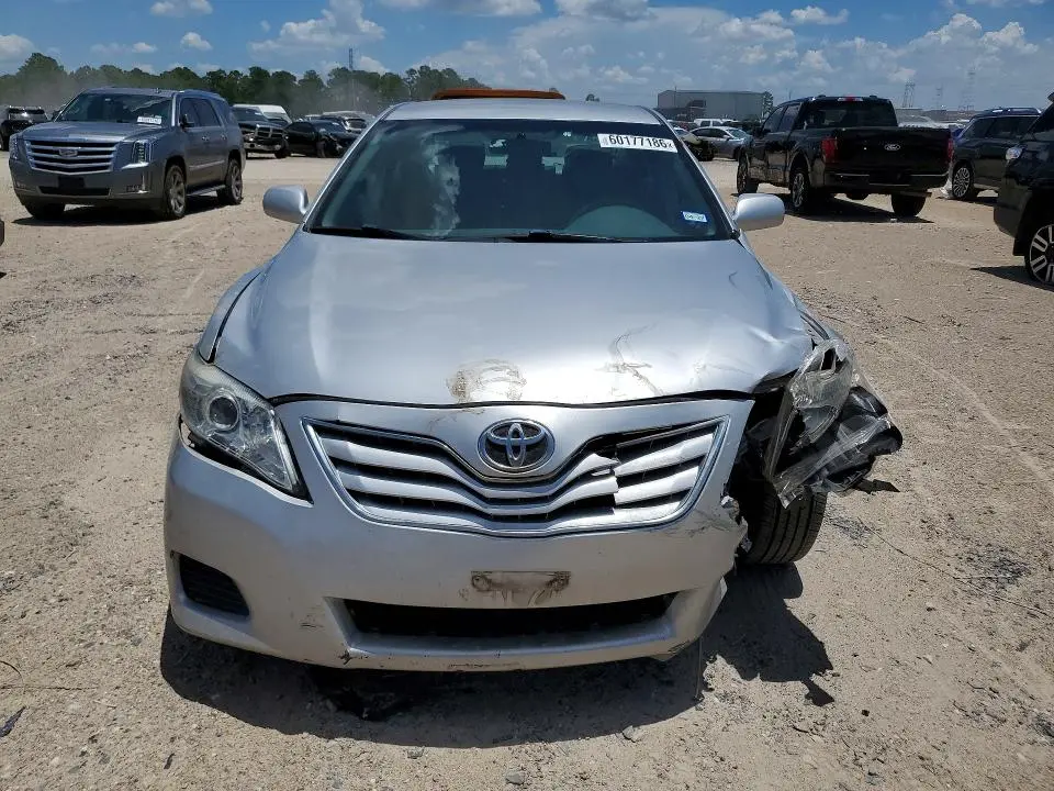 2010 TOYOTA CAMRY BASE  