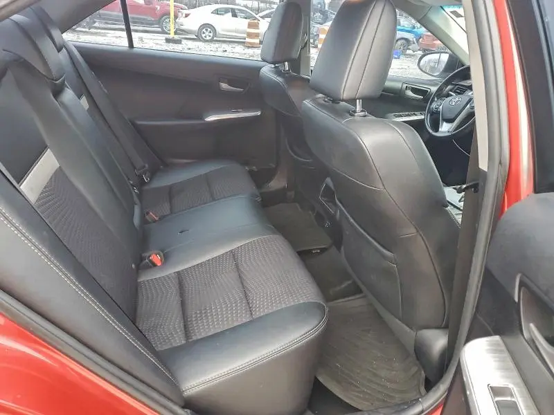 2012 TOYOTA CAMRY SE  