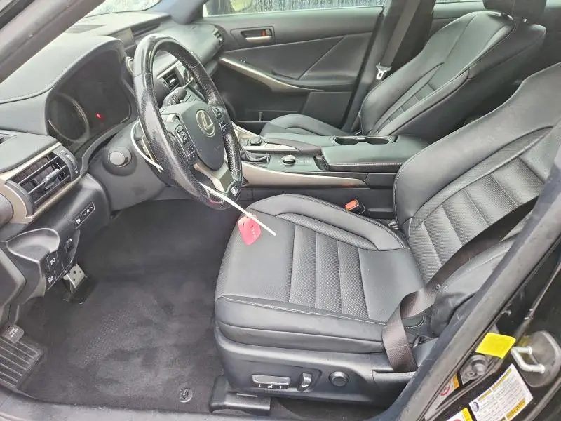 2017 LEXUS IS 200T  