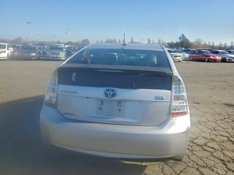 2011 TOYOTA PRIUS   