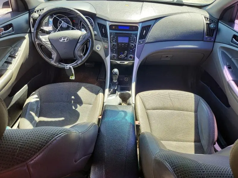 2011 HYUNDAI SONATA SE  