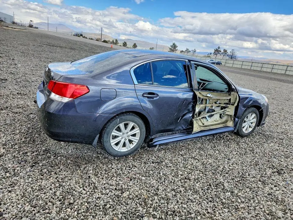 2010 SUBARU LEGACY 2.5I PREMIUM  