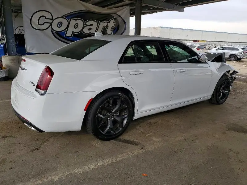 2022 CHRYSLER 300 S  