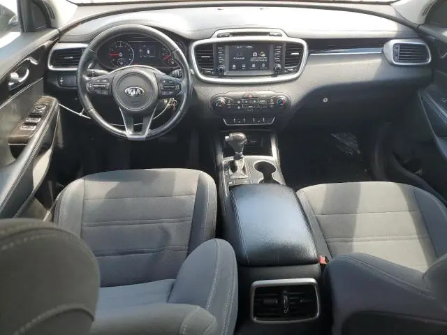 2017 KIA SORENTO LX  