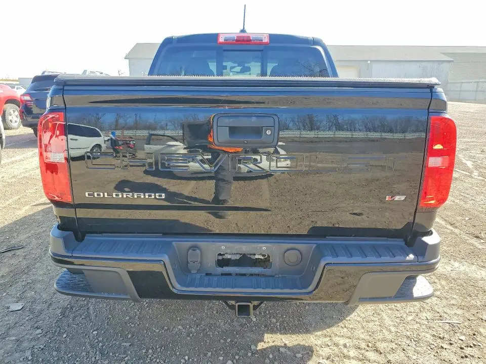 2022 CHEVROLET COLORADO LT  