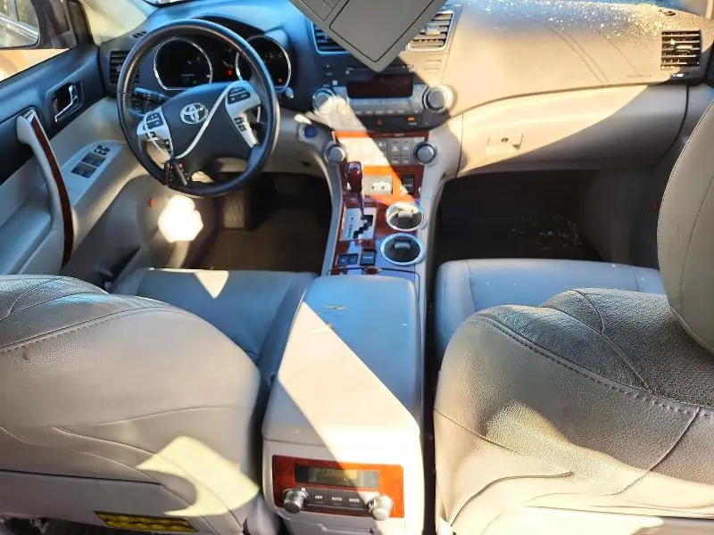 2012 TOYOTA HIGHLANDER HYBRID LIMITED  