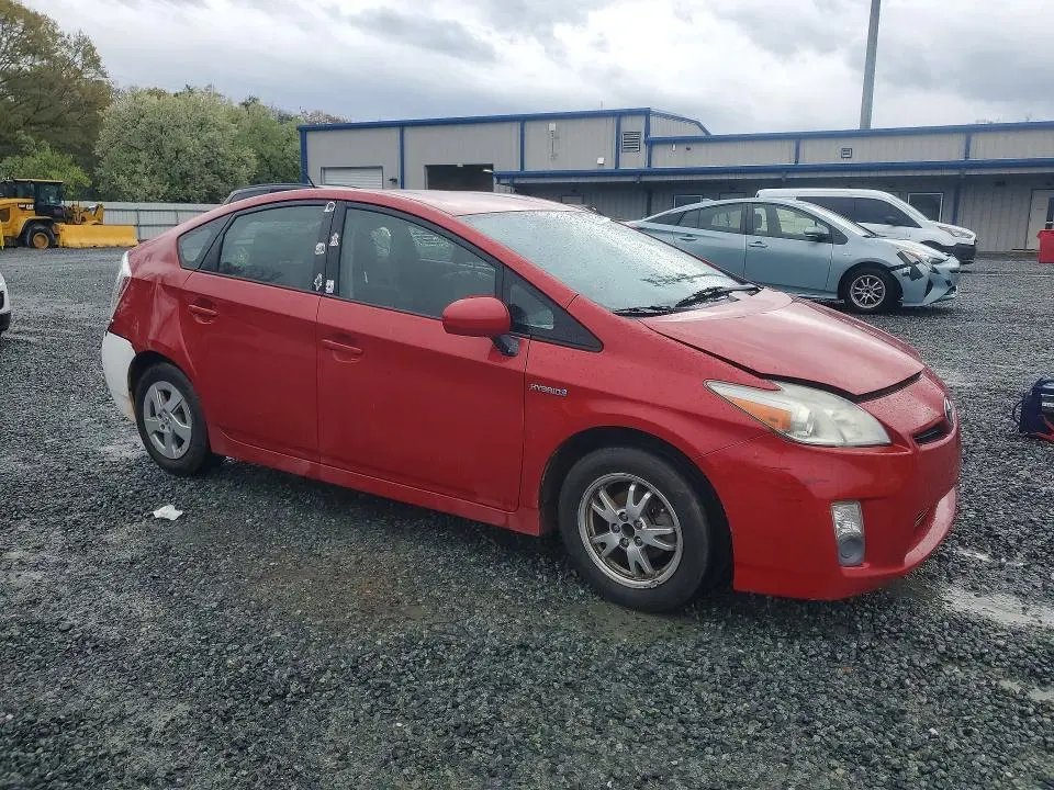 2010 TOYOTA PRIUS II  