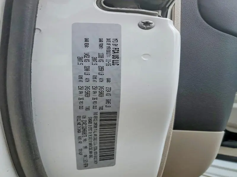 2017 CHRYSLER PACIFICA LIMITED  