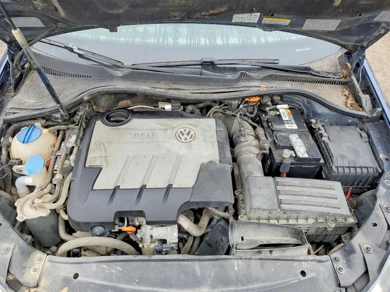 2012 VOLKSWAGEN JETTA TDI  