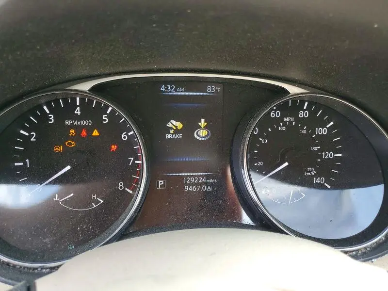 2014 NISSAN ROGUE SV  