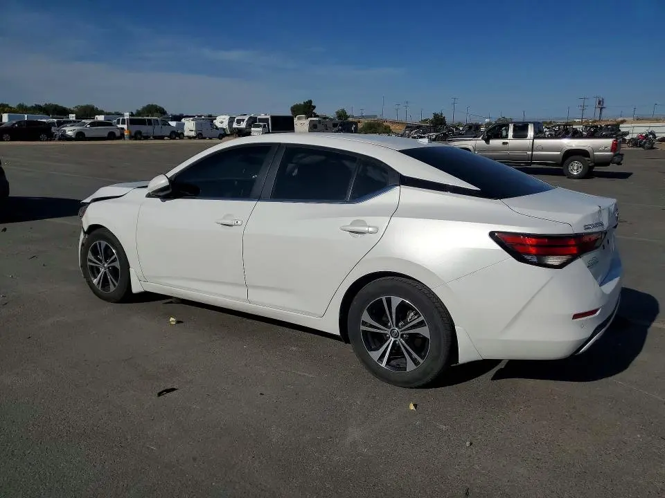 2022 NISSAN SENTRA SV  