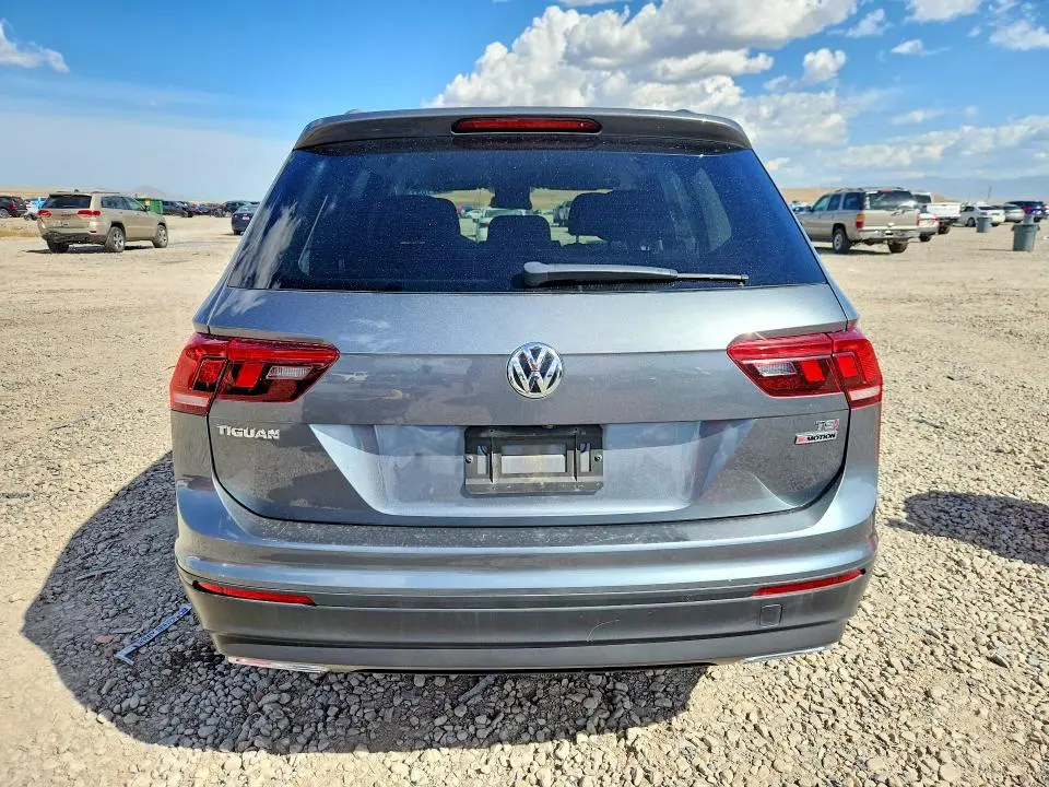 2018 VOLKSWAGEN TIGUAN S  