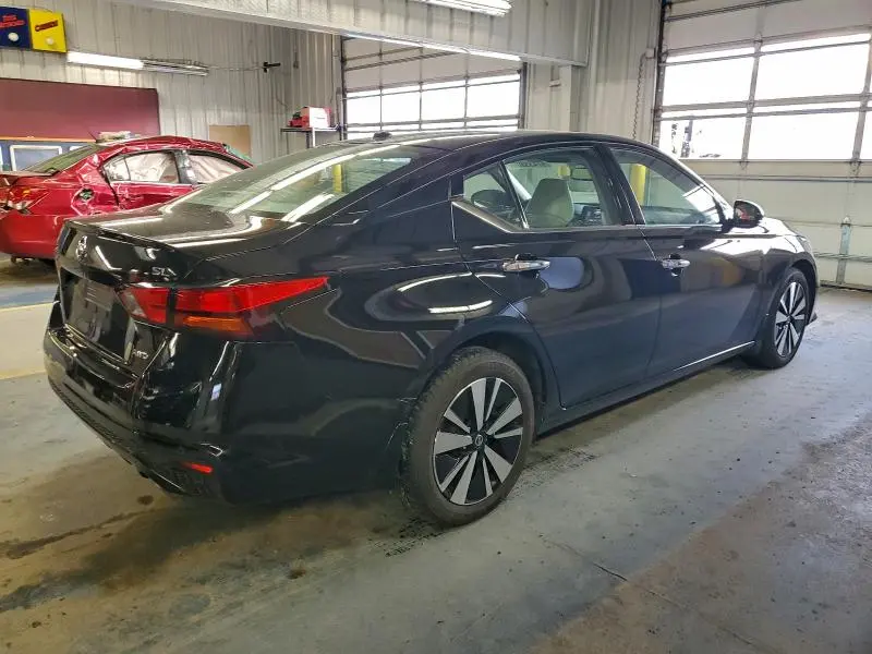 2019 NISSAN ALTIMA SL  