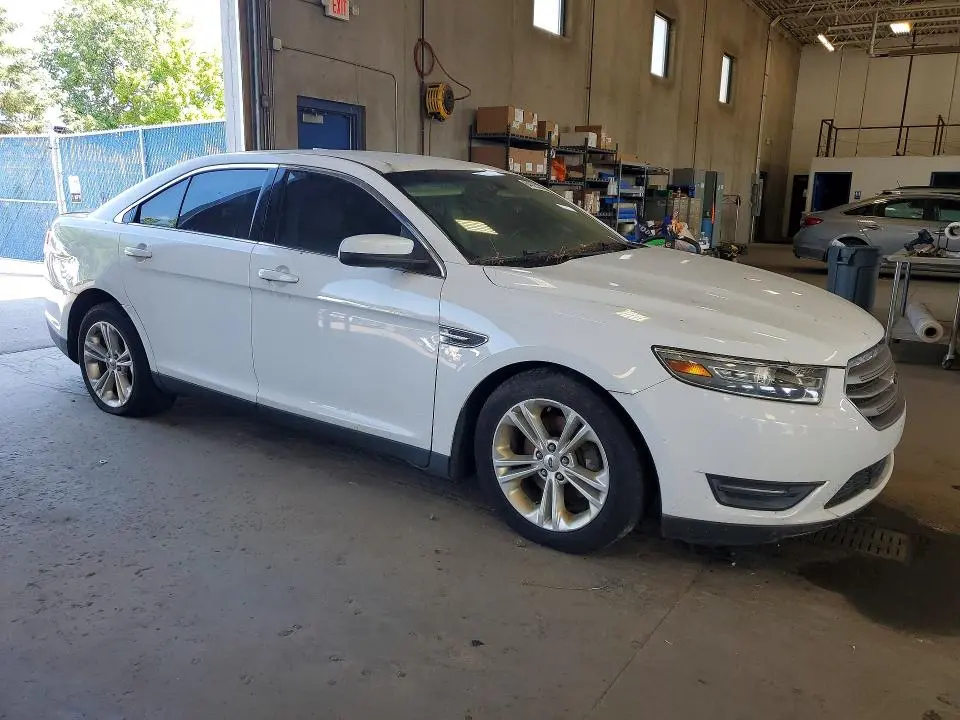 2013 FORD TAURUS SEL  