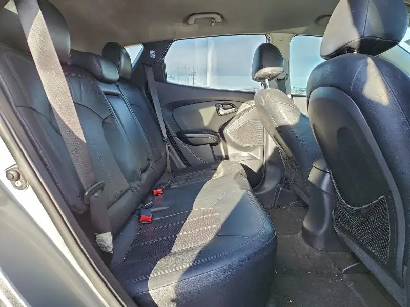 2012 HYUNDAI TUCSON GLS  