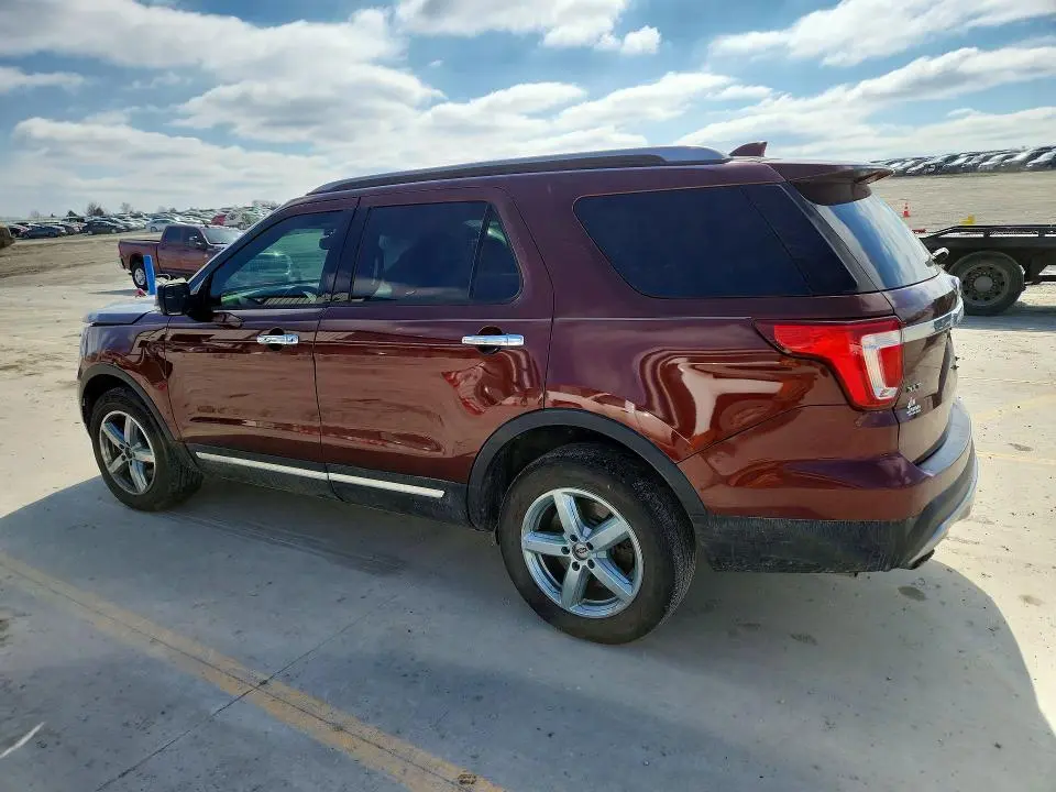 2016 FORD EXPLORER XLT  