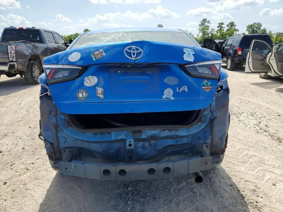 2018 TOYOTA YARIS IA BASE  