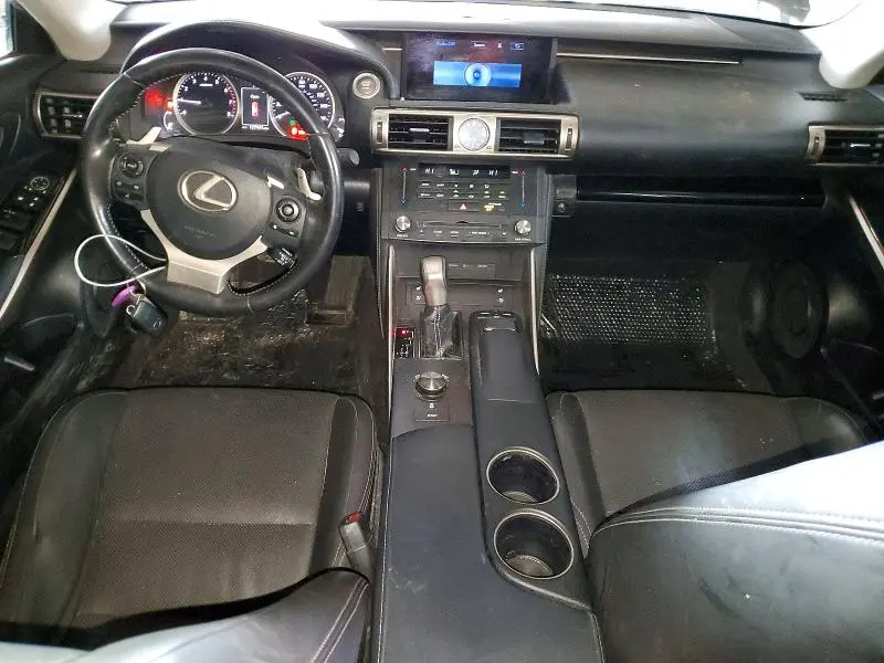 2016 LEXUS IS 200T  